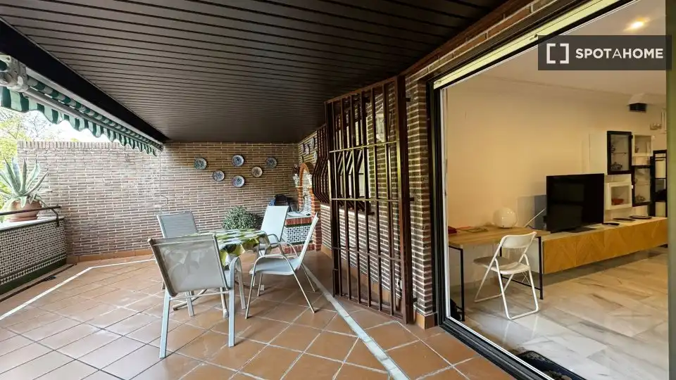 Habitación 115 m², Granada