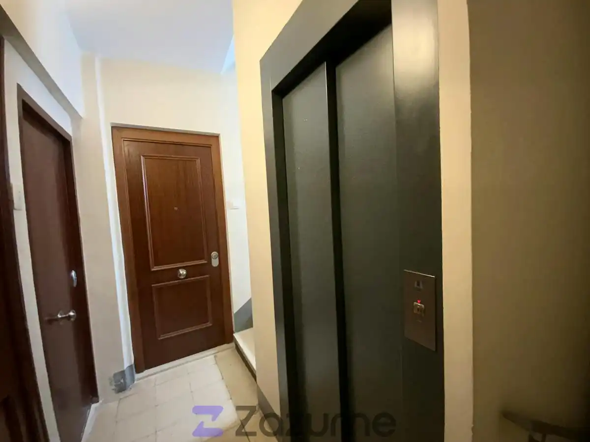 Pis de 77 m² a València