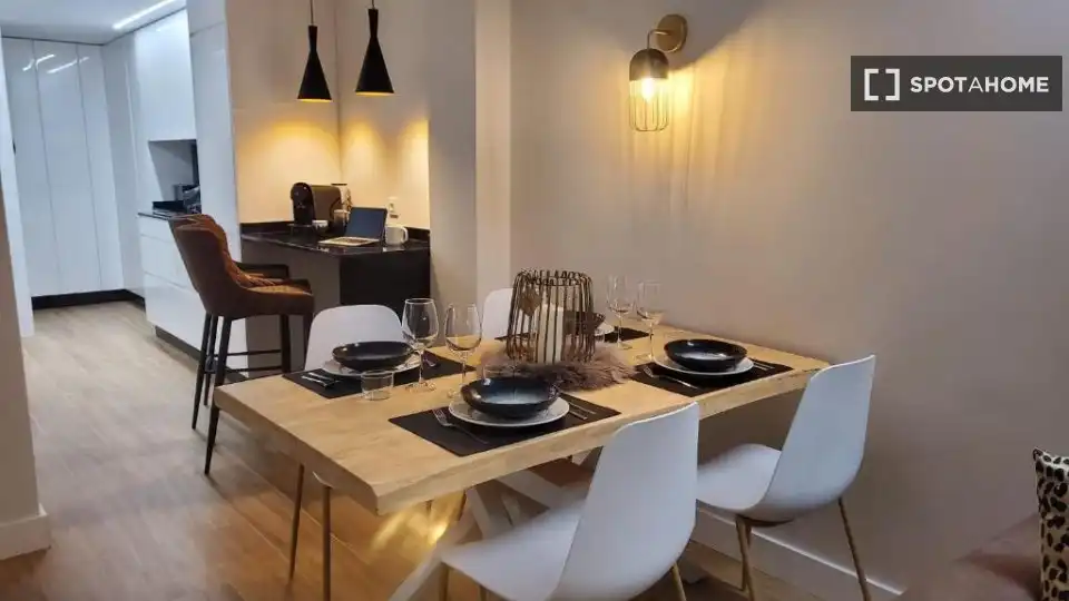 Habitación 81 m², Vigo