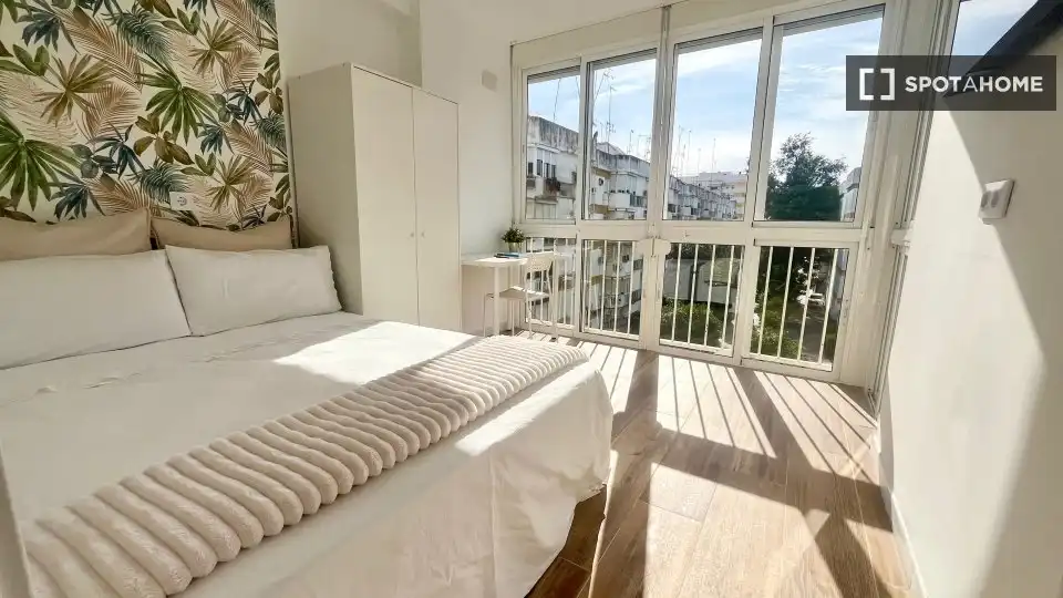 Habitación 81 m², Sevilla
