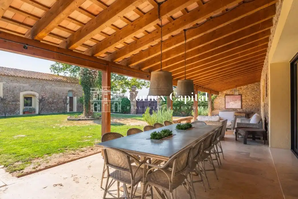 Casa de 855 m² en Pals