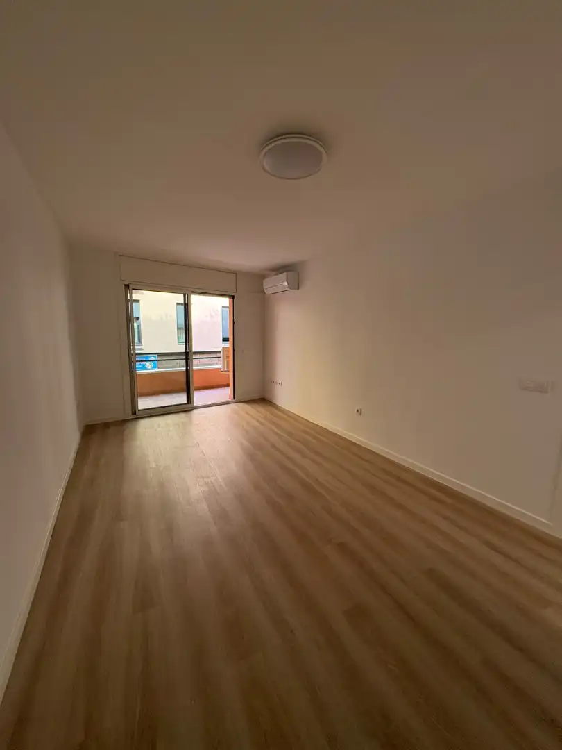 Pis de 82 m² a Terrassa