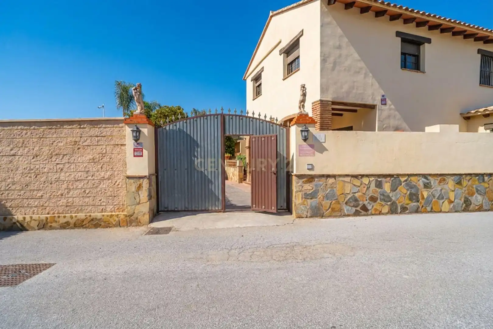 Piso de 305 m² en Mijas