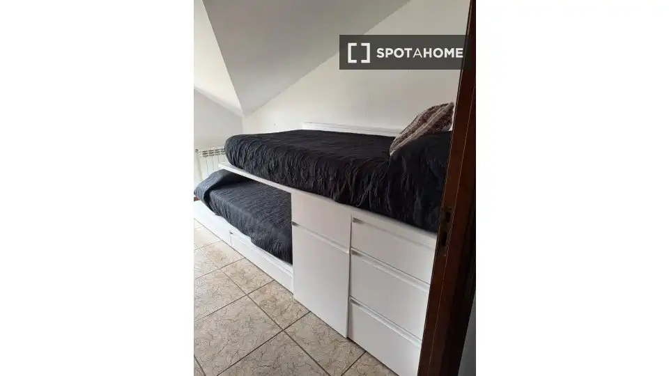 Habitación 81 m², Santander