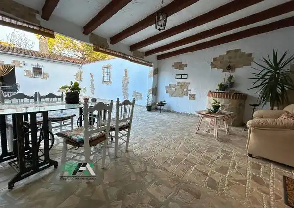Piso de 82 m² en Baeza