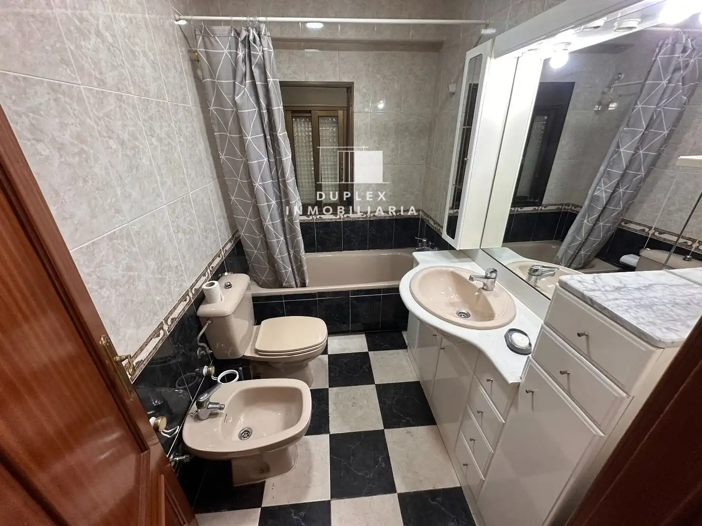 Piso de 95 m² en Cuenca