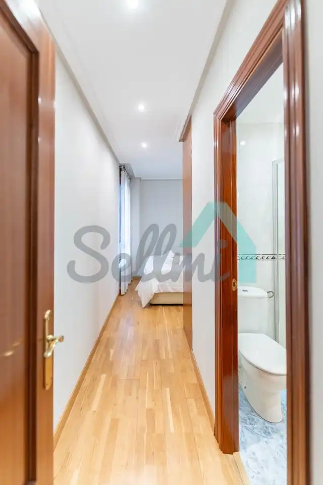 Piso de 80 m² en Oviedo