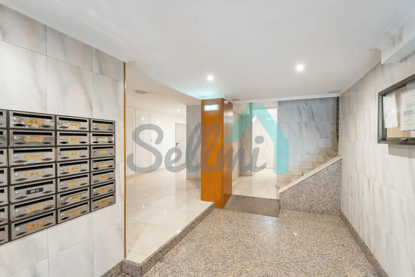 Piso de 81 m² en Oviedo