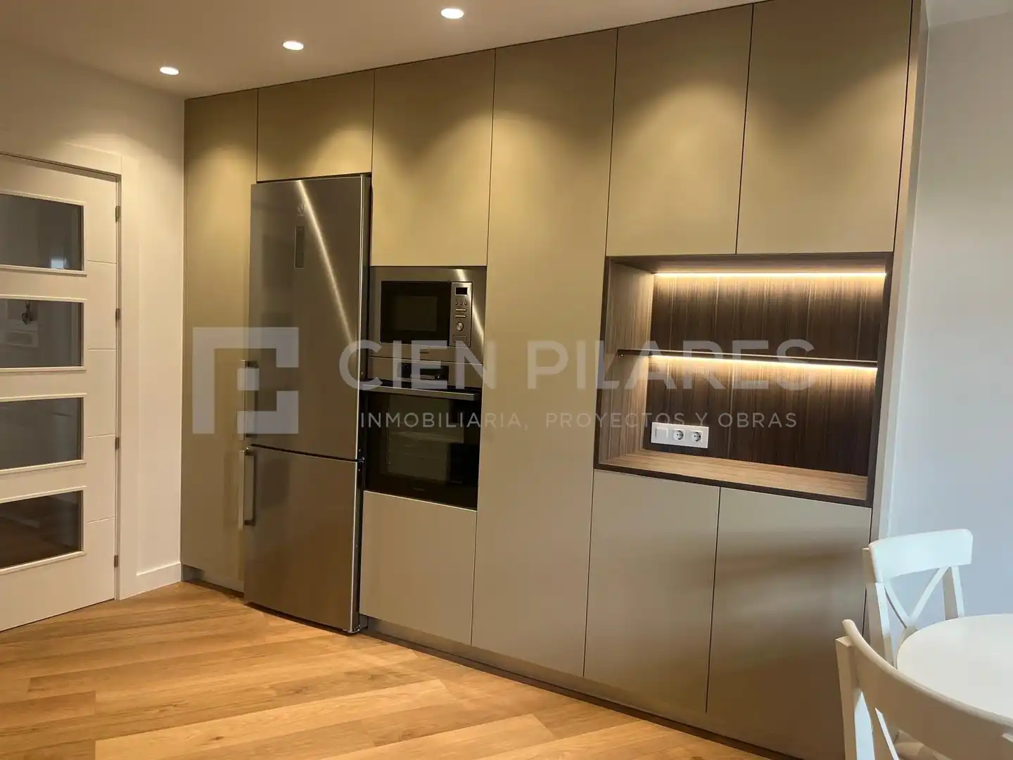 Habitación 195 m², Logroño