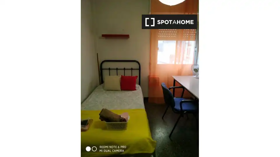 Habitación 115 m², Jaén