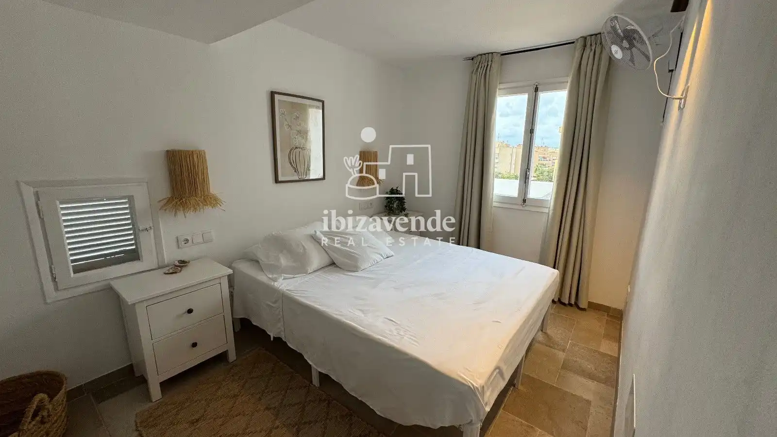 Квартира 100 м² в Eivissa