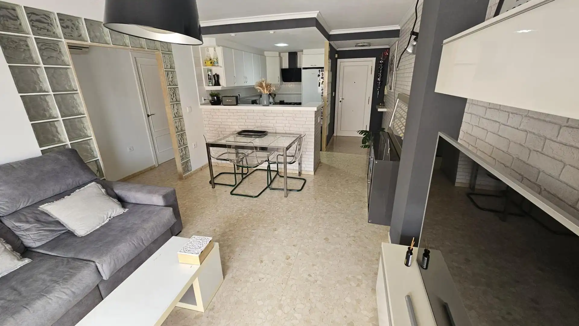 Wohnung 98 m² in Oliva