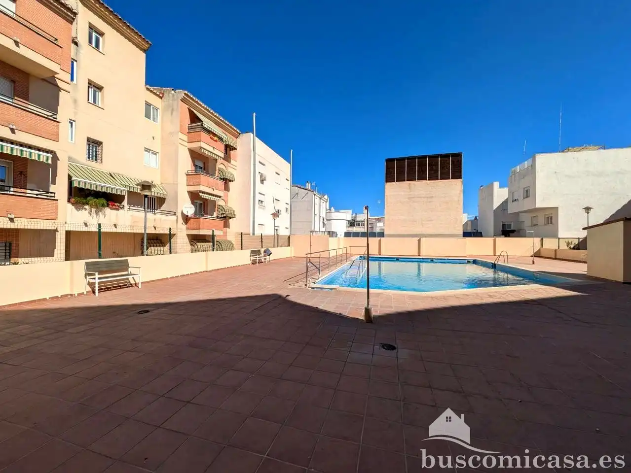Piso de 70 m² en Linares