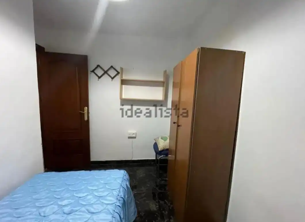 Piso de 90 m² en Granada