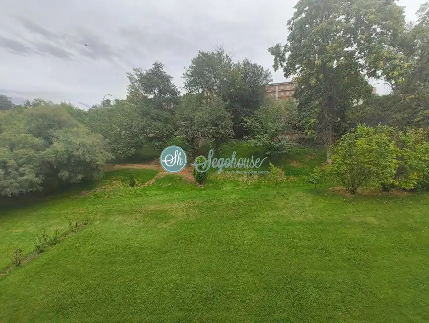 Piso de 129 m² en Segovia
