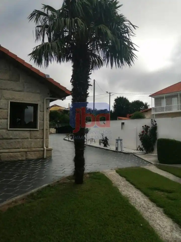 Piso de 100 m² en Trasmiras