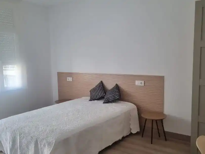 Habitación 150 m², Ourense