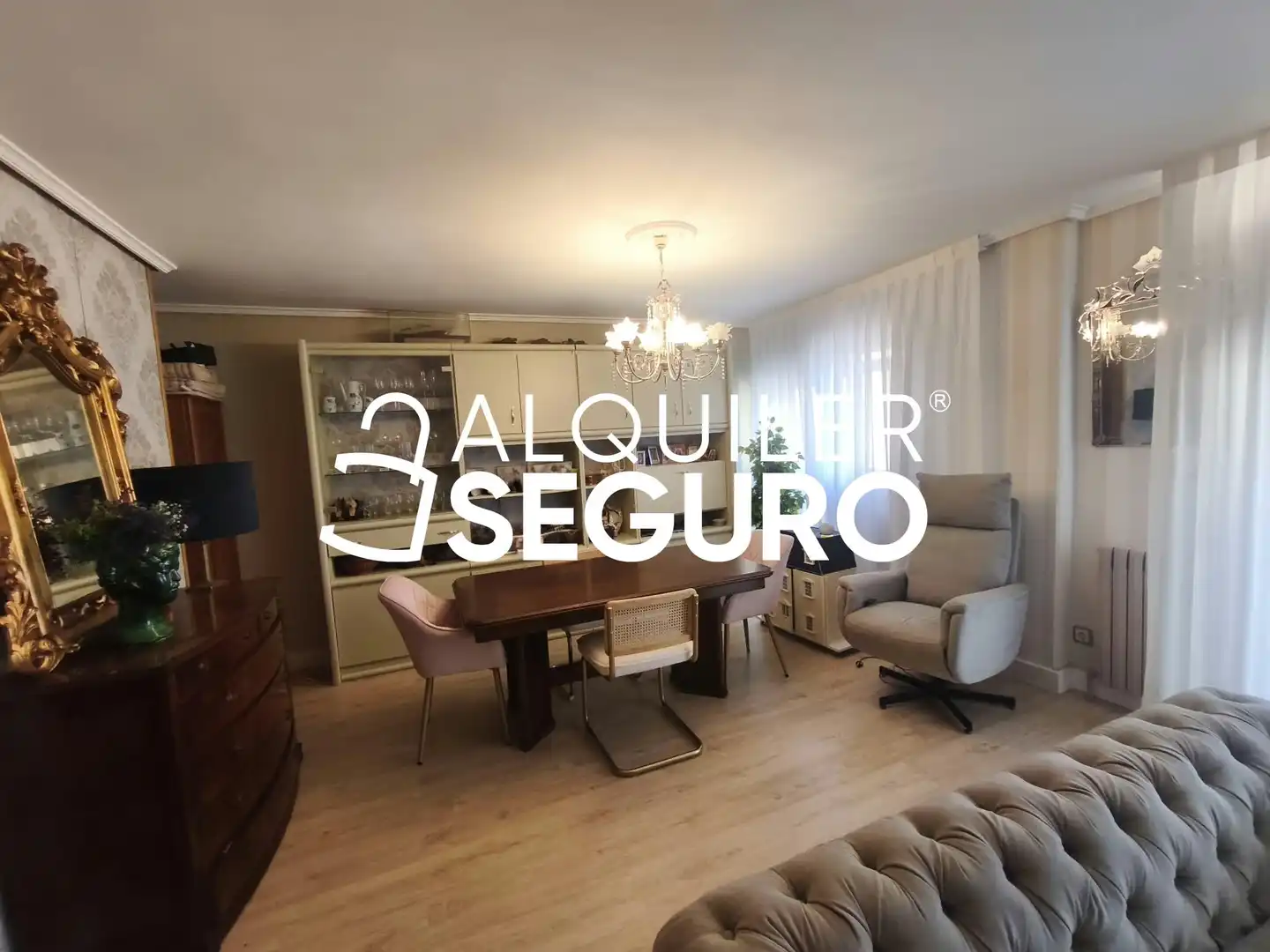 Piso de 140 m² en Zaragoza