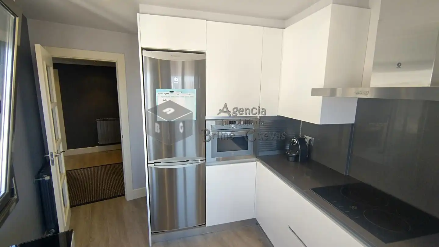 Piso de 94 m² en Oviedo