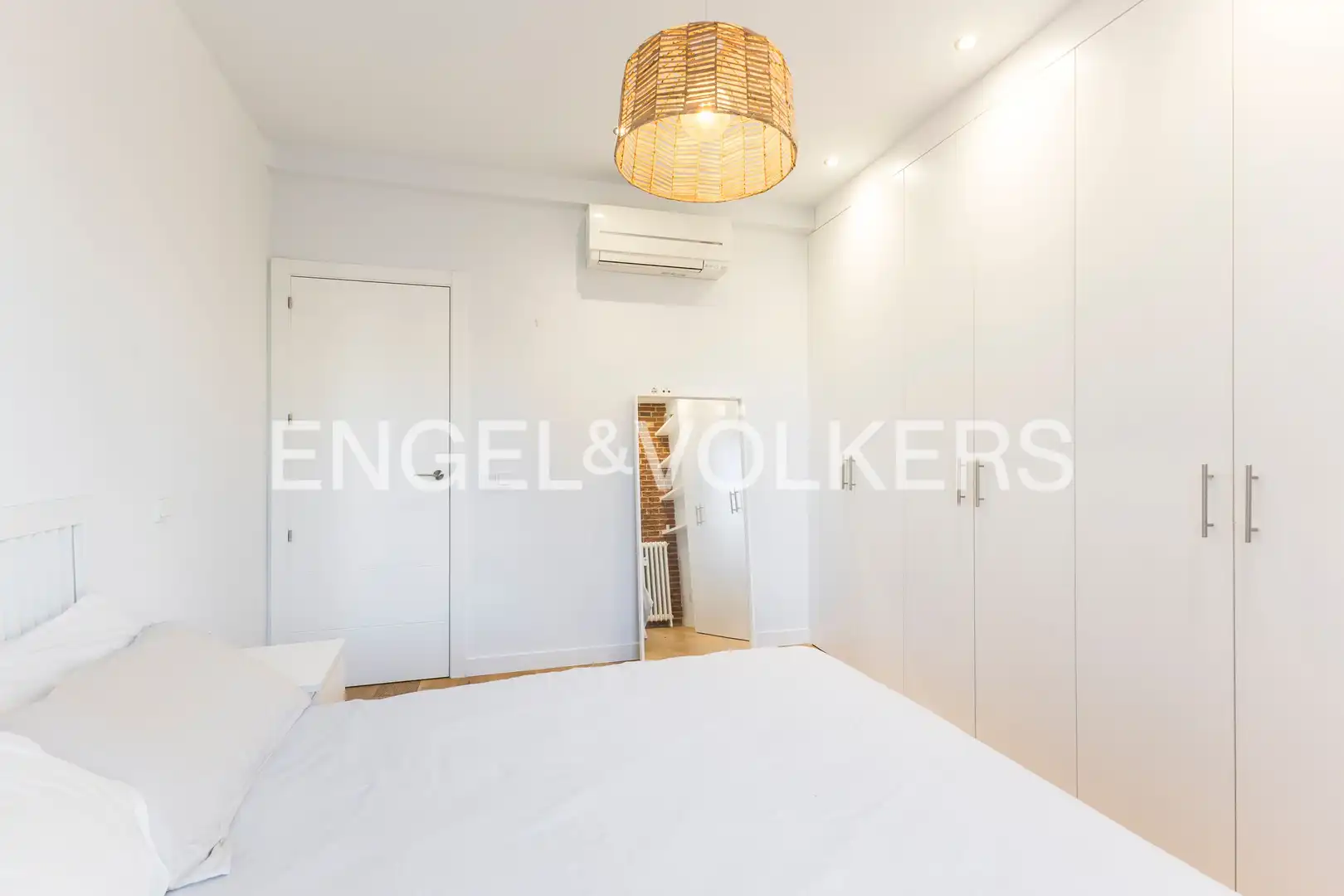 Wohnung 113 m² in Madrid