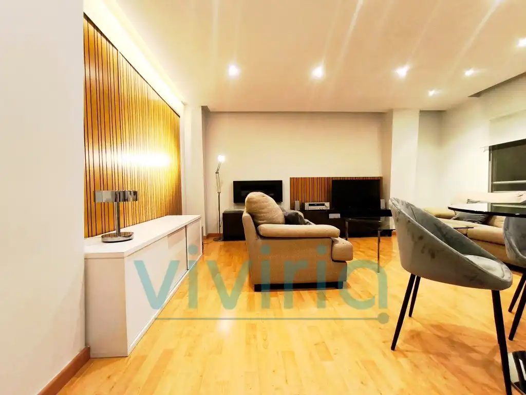 Pis de 77 m² a València