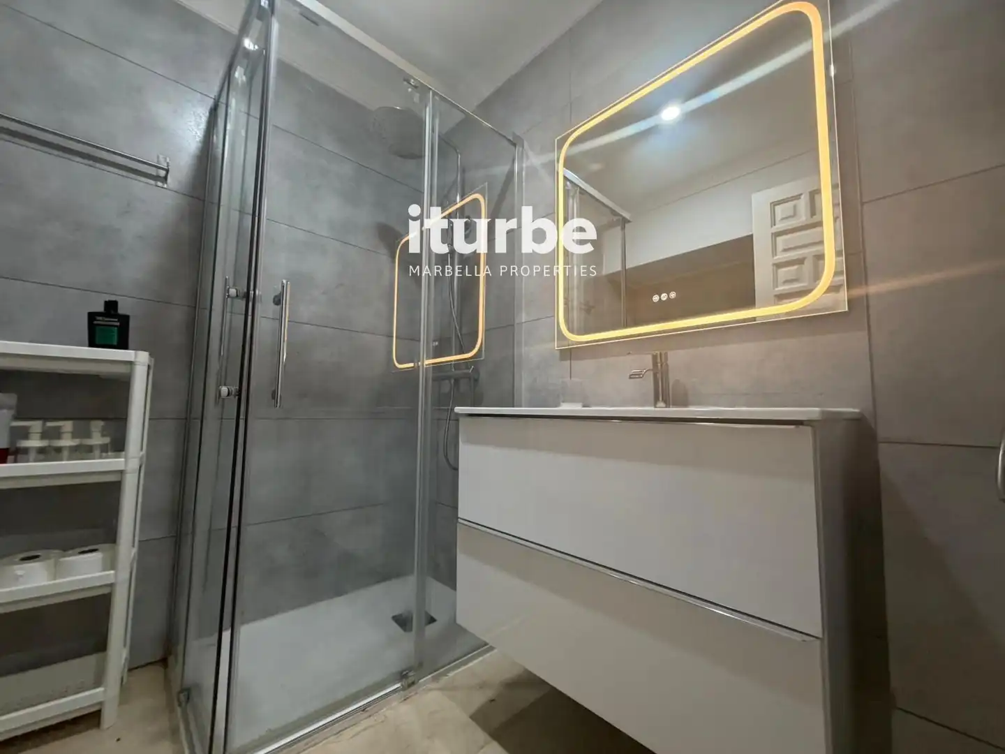 Habitación 35 m², Marbella
