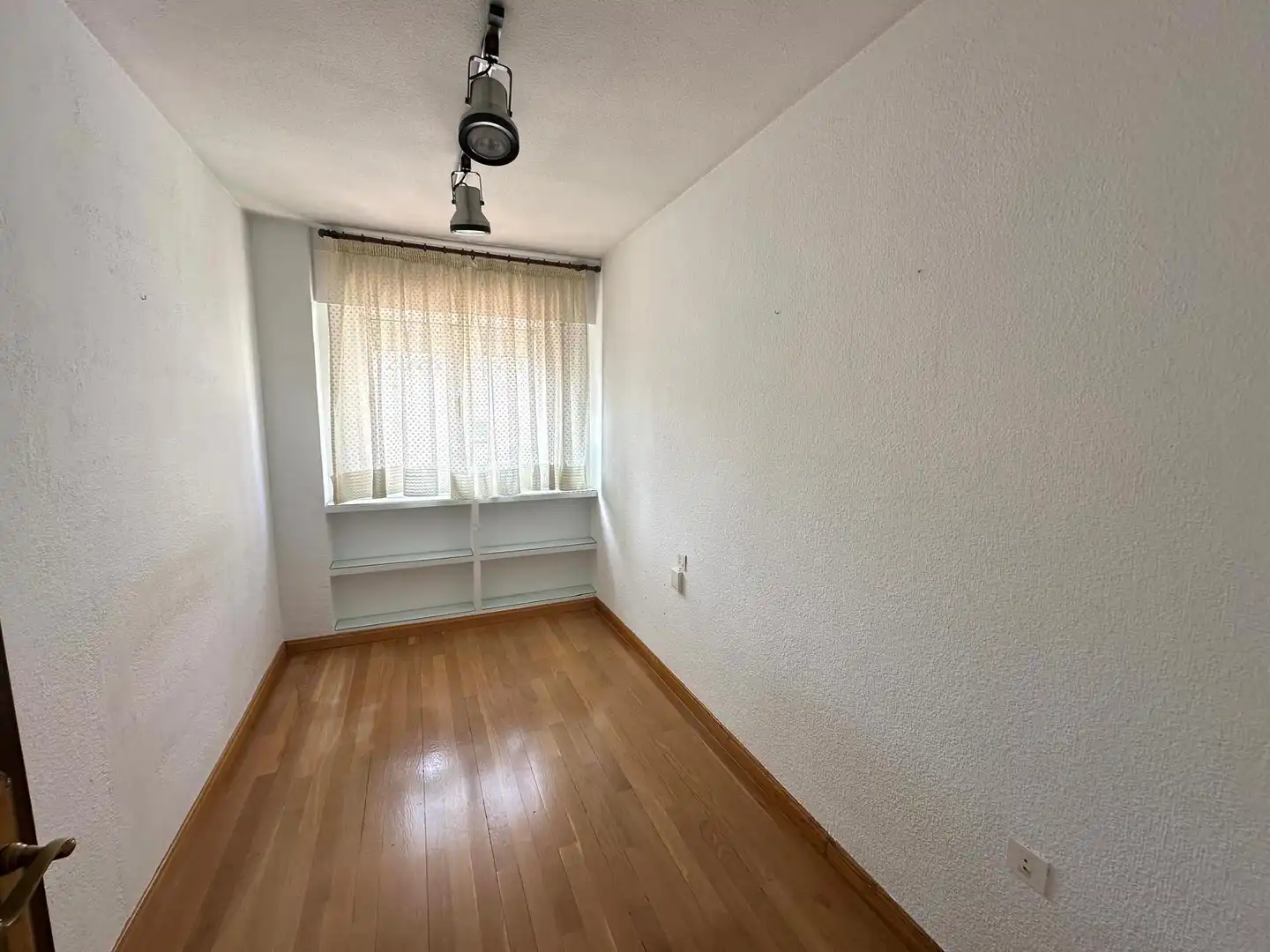 Piso de 200 m² en Granada