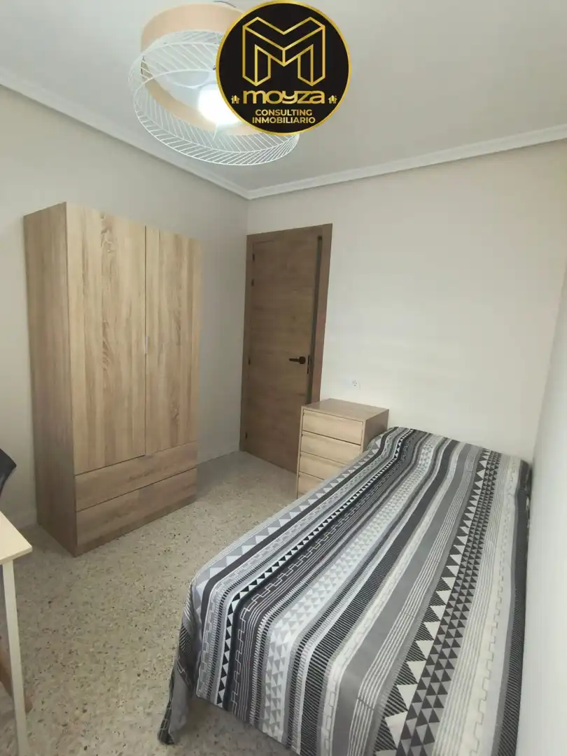 Wohnung 140 m² in Jaén