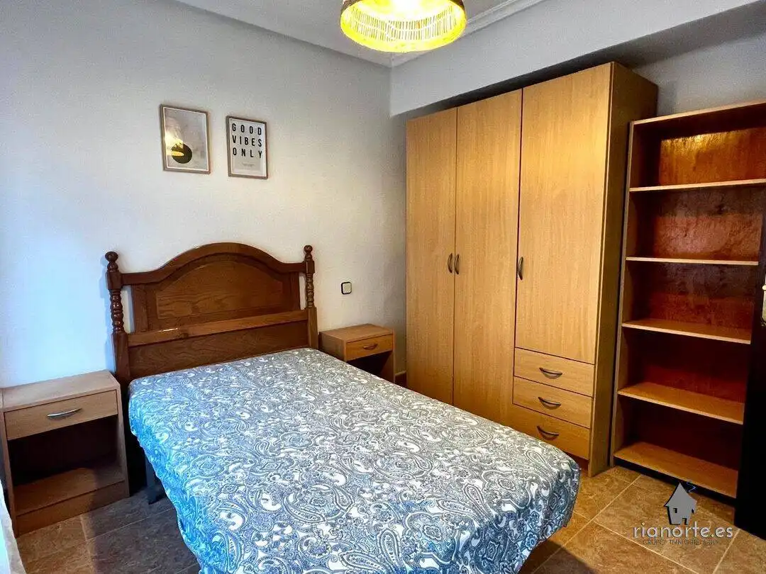 Pis de 57 m² a Llangréu / Langreo