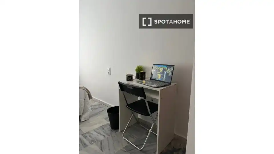 Habitación 138 m², Sevilla