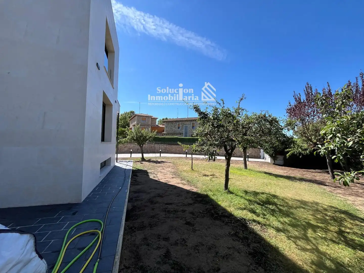Pis de 500 m² a Villamayor