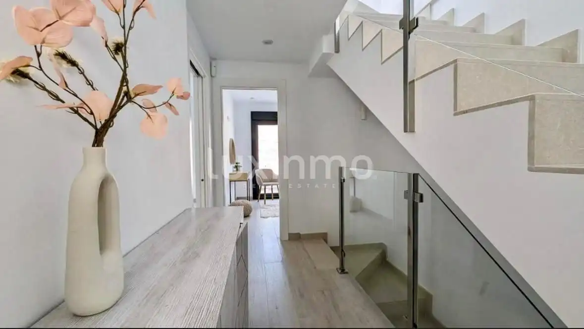 Haus 250 m² in Finestrat