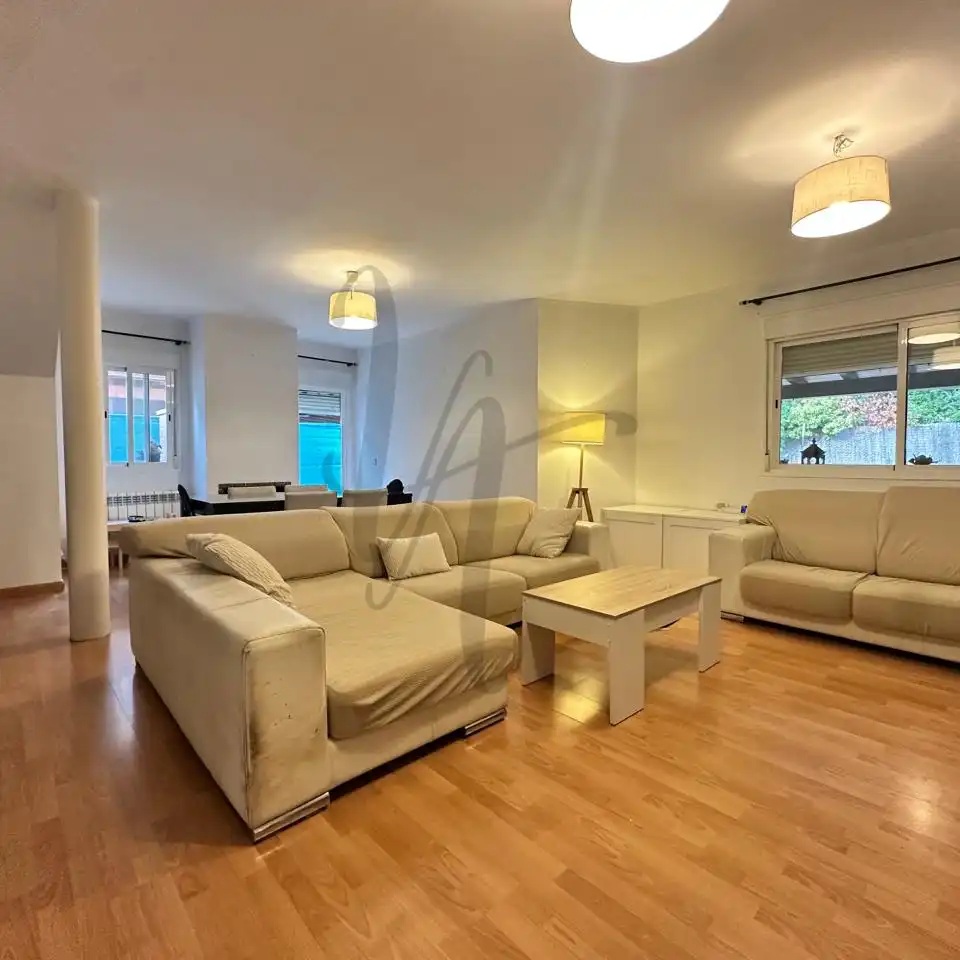 Maison 217 m² à Talamanca de Jarama