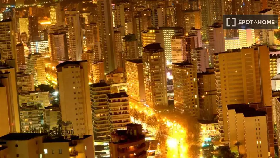 Habitación 69 m², Benidorm
