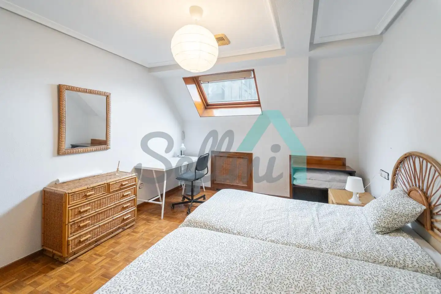 Piso de 107 m² en Oviedo