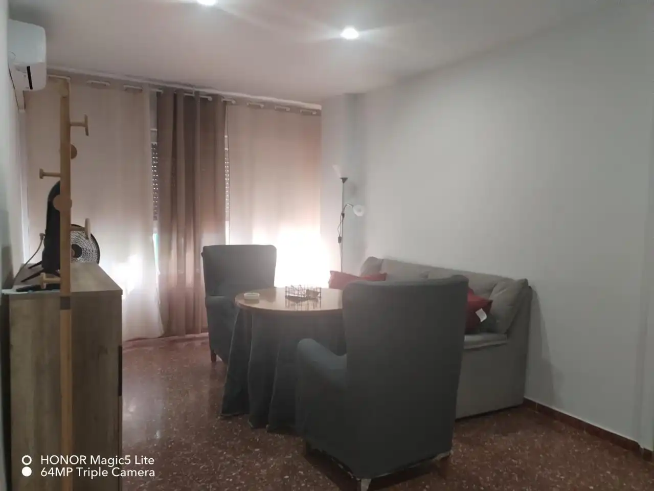 Wohnung 90 m² in Granada