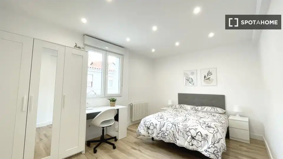 Habitación 90 m², Santander
