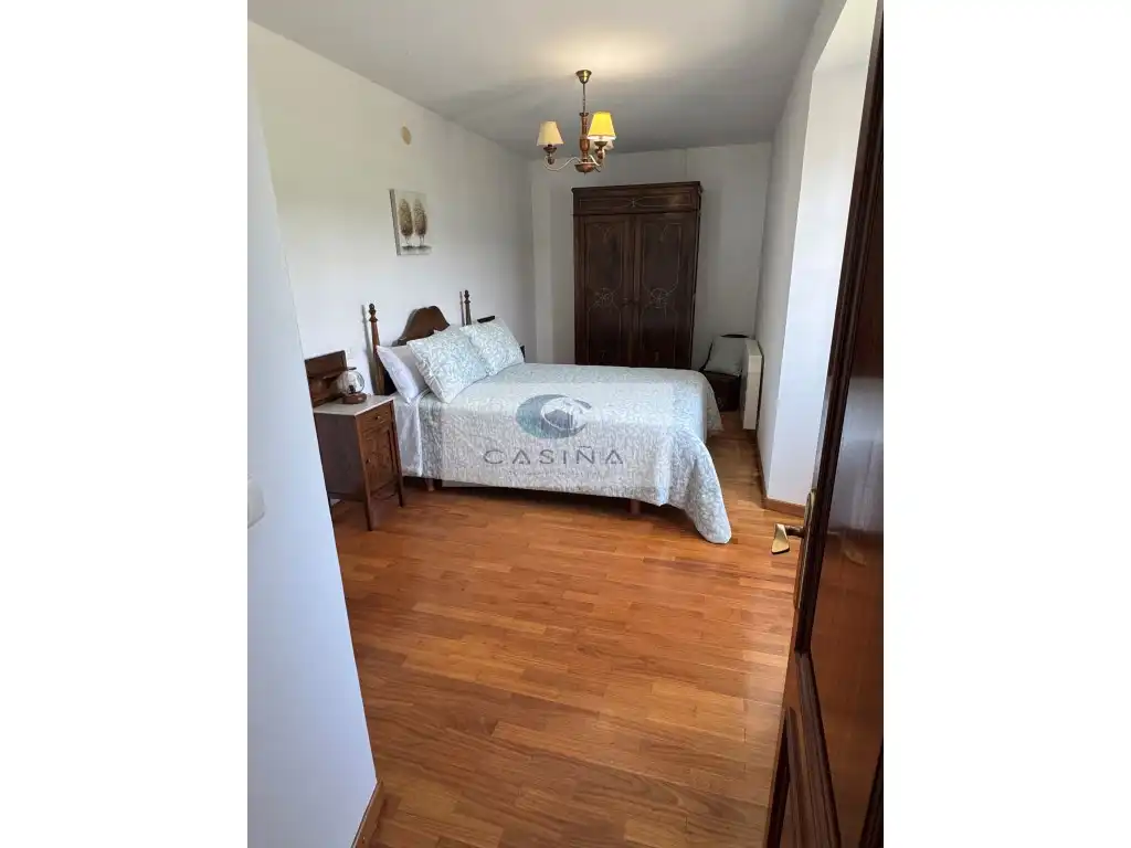 Piso de 250 m² en Barreiros