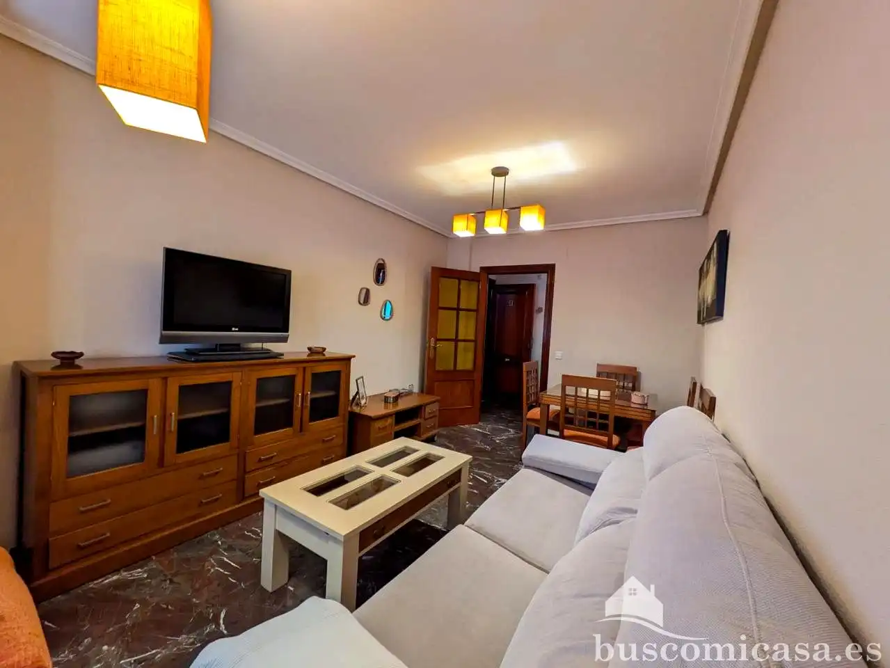 Piso de 80 m² en Linares