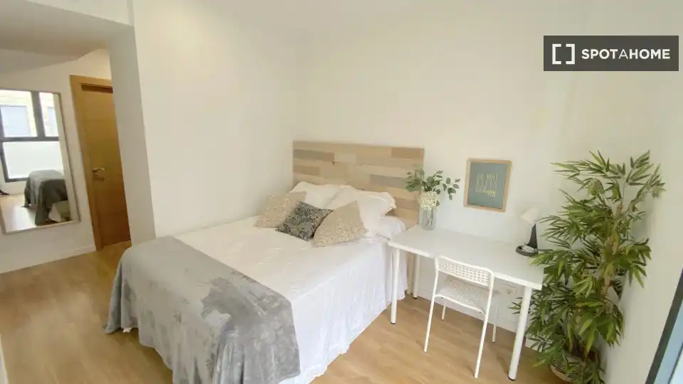 Habitación 90 m², Sevilla