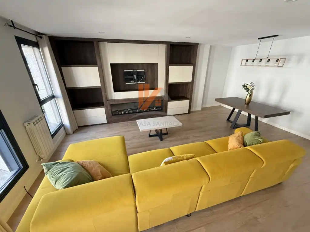 Piso de 136 m² en Santiago de Compostela