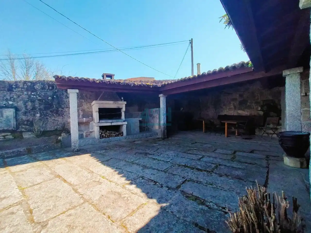 Casa de 590 m² a San Cibrao das Viñas