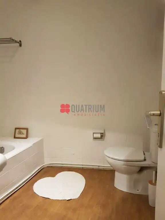 Wohnung 112 m² in Santiago de Compostela
