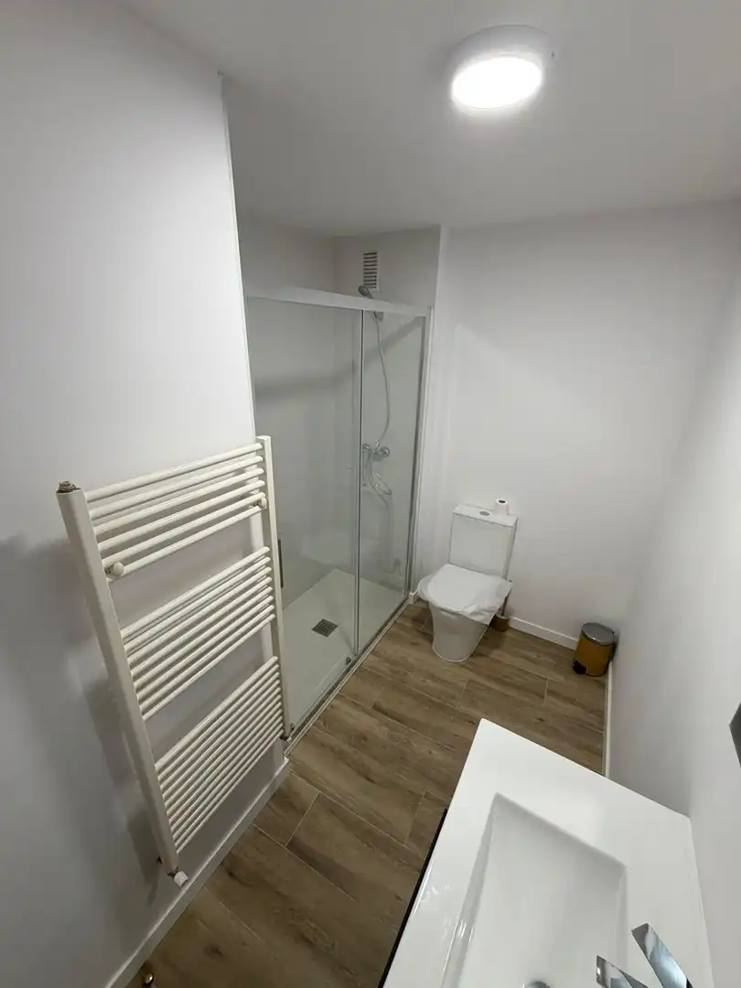 Habitación 81 m², Ourense