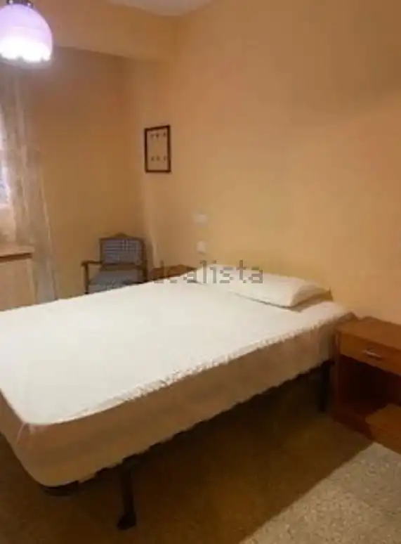 Piso de 98 m² en Granada
