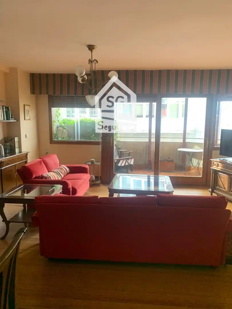 Piso de 229 m² en Ourense