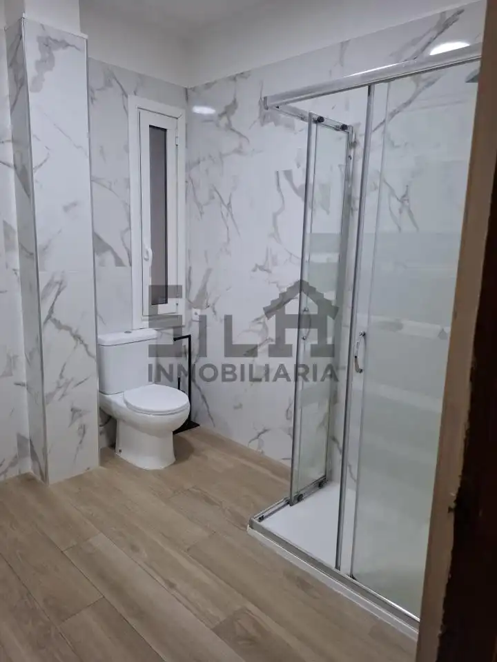 Piso de 85 m² en Ourense