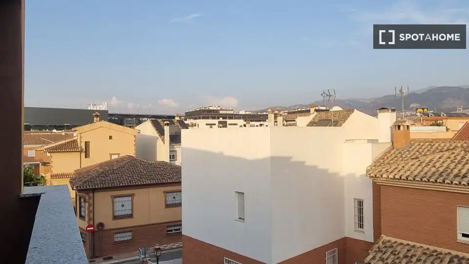 Habitación 207 m², Armilla