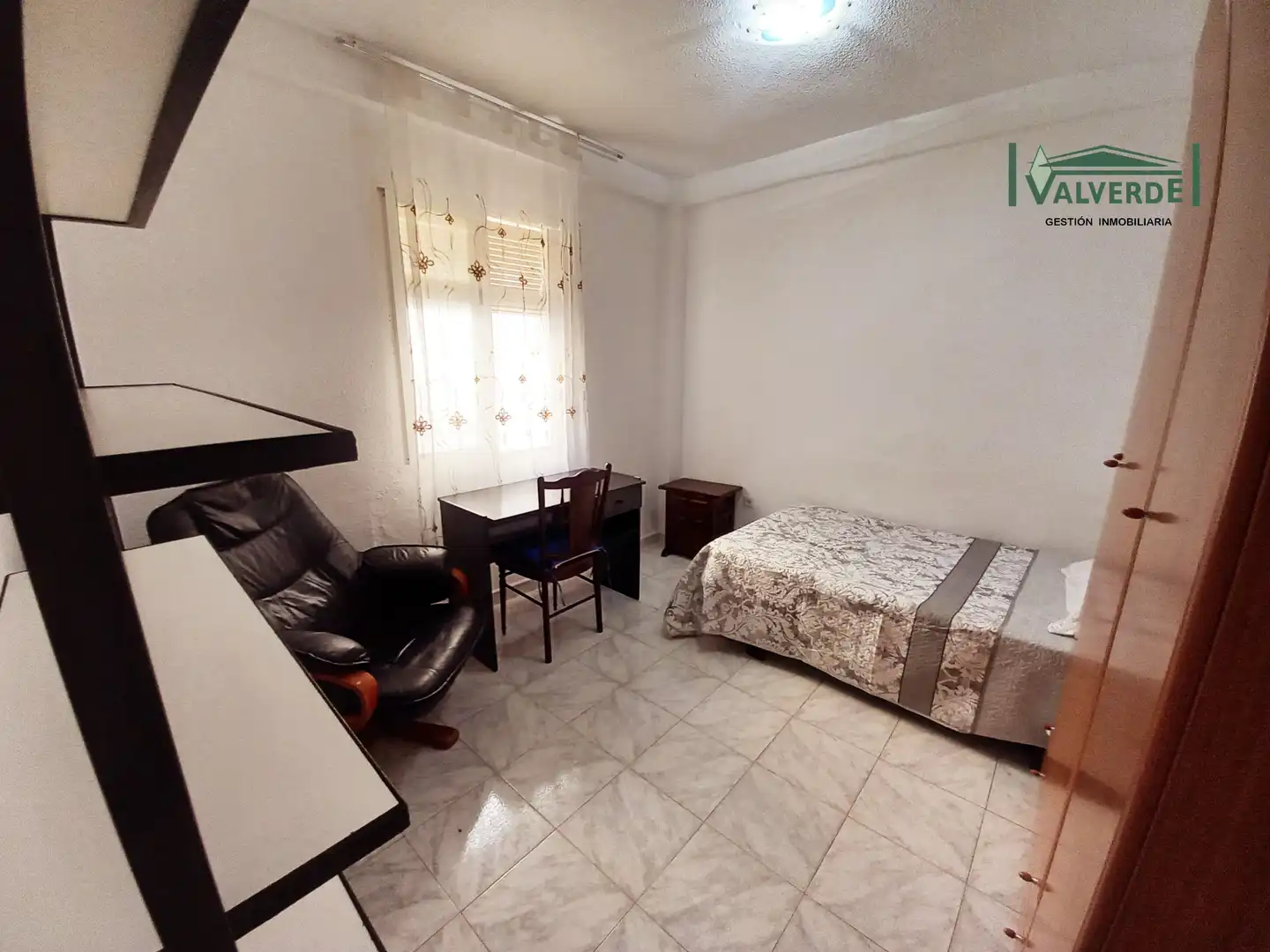 Piso de 85 m² en Granada