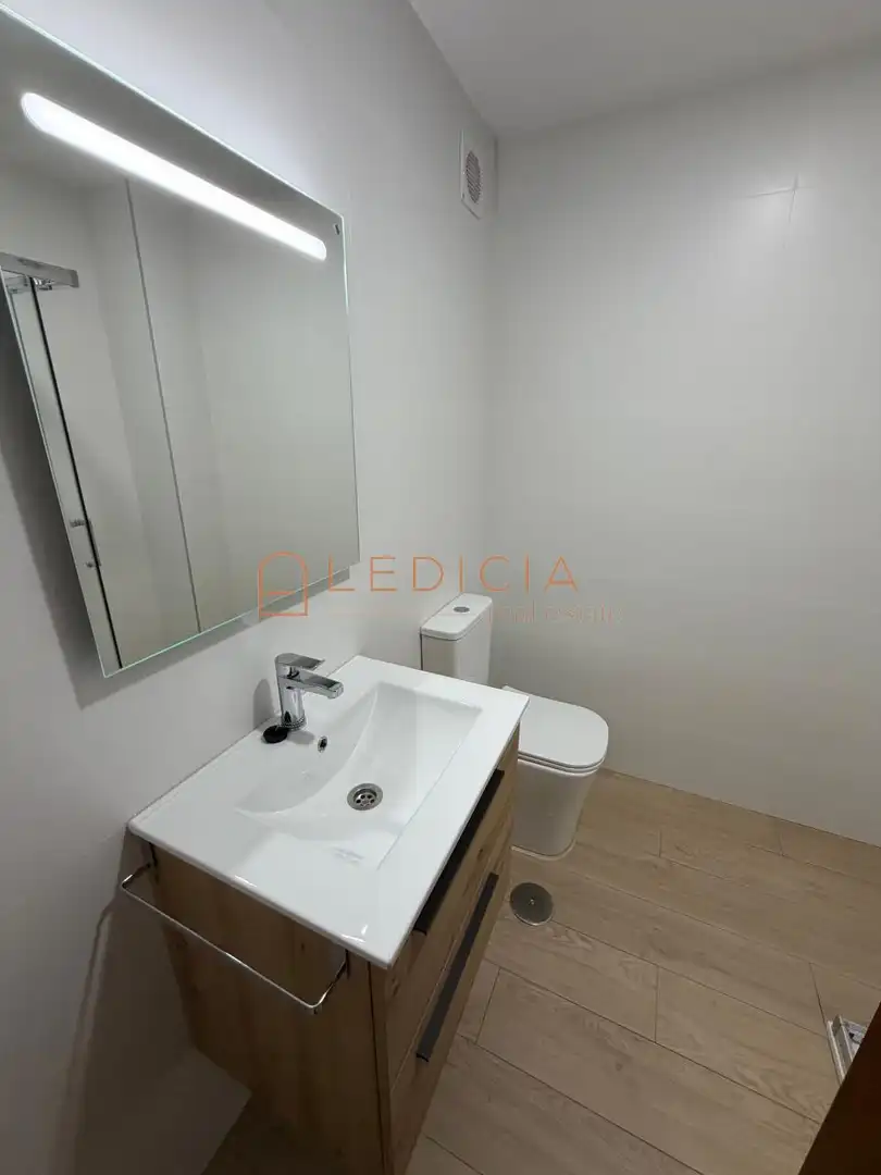Piso de 90 m² en Vigo